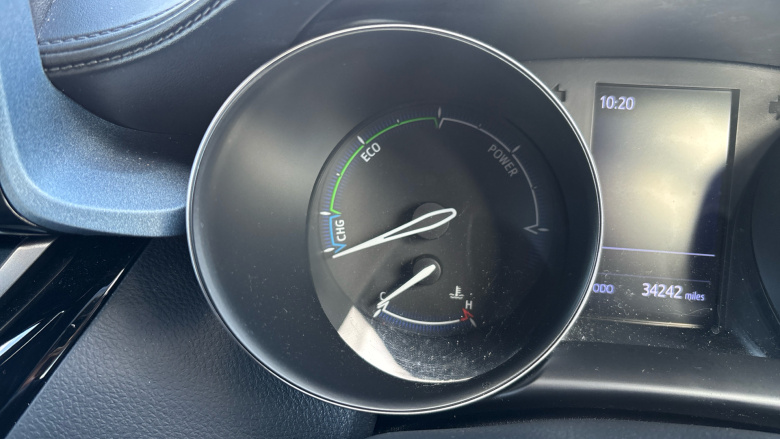 Toyota C-HR 1.8 Hybrid Design 5dr CVT Hybrid Hatchback